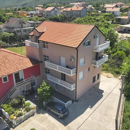 Hani Apartment